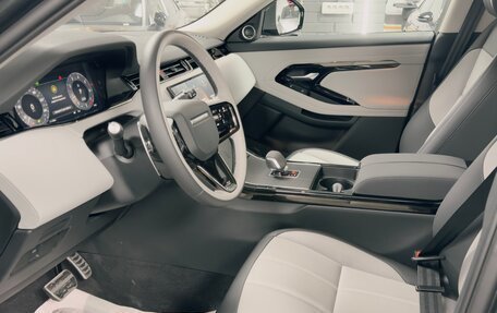 Land Rover Range Rover Evoque II, 2025 год, 5 700 000 рублей, 15 фотография