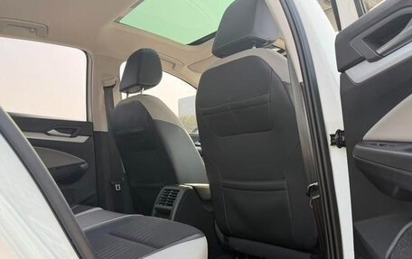 Volkswagen Golf VII, 2021 год, 2 000 000 рублей, 11 фотография