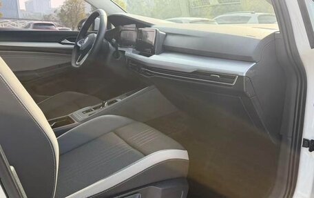 Volkswagen Golf VII, 2021 год, 2 000 000 рублей, 9 фотография