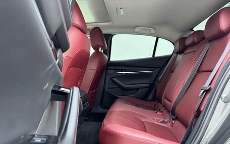 Mazda 3, 2023 год, 1 750 600 рублей, 13 фотография