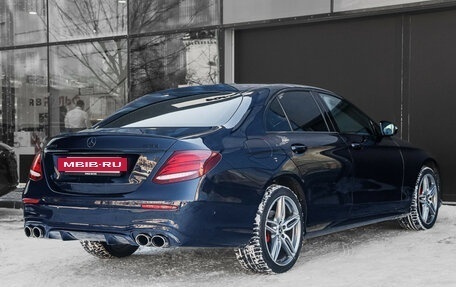 Mercedes-Benz E-Класс, 2020 год, 4 250 000 рублей, 5 фотография