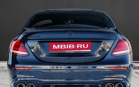 Mercedes-Benz E-Класс, 2020 год, 4 250 000 рублей, 6 фотография