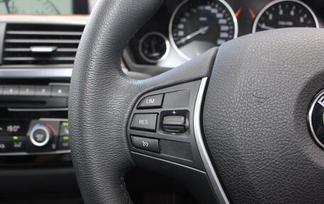 BMW 3 серия, 2016 год, 1 200 000 рублей, 18 фотография