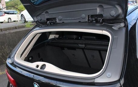 BMW 3 серия, 2016 год, 1 200 000 рублей, 23 фотография