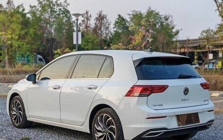 Volkswagen Golf VII, 2021 год, 2 000 000 рублей, 6 фотография