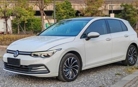 Volkswagen Golf VII, 2021 год, 2 000 000 рублей, 3 фотография