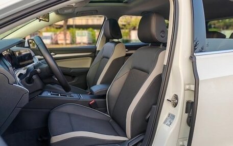 Volkswagen Golf VII, 2021 год, 2 000 000 рублей, 15 фотография