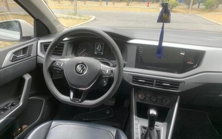 Volkswagen Polo, 2021 год, 1 300 000 рублей, 9 фотография