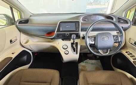 Toyota Sienta II, 2017 год, 1 100 000 рублей, 5 фотография