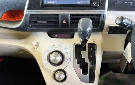 Toyota Sienta II, 2017 год, 1 100 000 рублей, 7 фотография