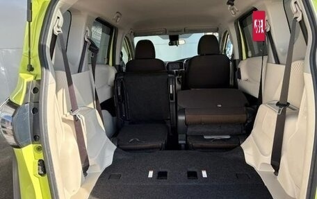 Toyota Sienta II, 2017 год, 1 100 000 рублей, 28 фотография