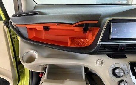 Toyota Sienta II, 2017 год, 1 100 000 рублей, 40 фотография