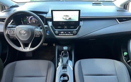 Toyota Corolla, 2023 год, 1 370 333 рублей, 8 фотография