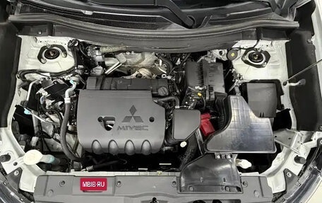 Mitsubishi Outlander III рестайлинг 3, 2022 год, 2 090 010 рублей, 9 фотография