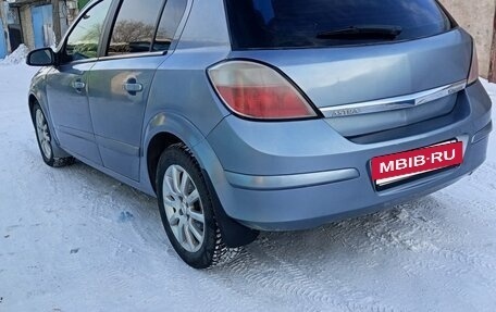 Opel Astra H, 2004 год, 420 000 рублей, 3 фотография