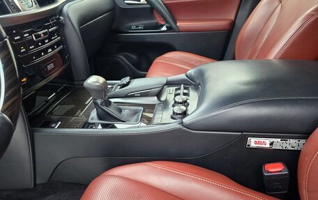 Lexus LX III, 2017 год, 8 300 000 рублей, 37 фотография