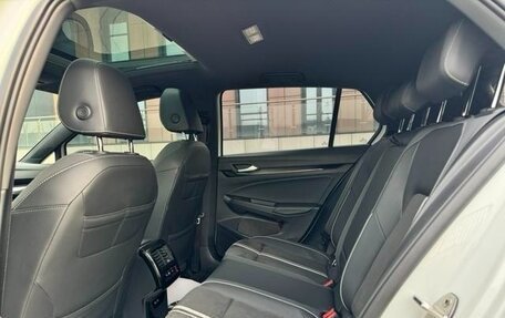 Volkswagen Golf VII, 2021 год, 2 000 000 рублей, 13 фотография