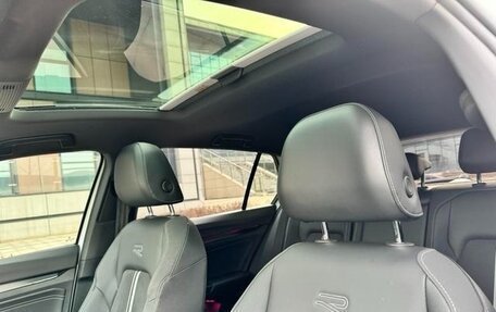 Volkswagen Golf VII, 2021 год, 2 000 000 рублей, 17 фотография