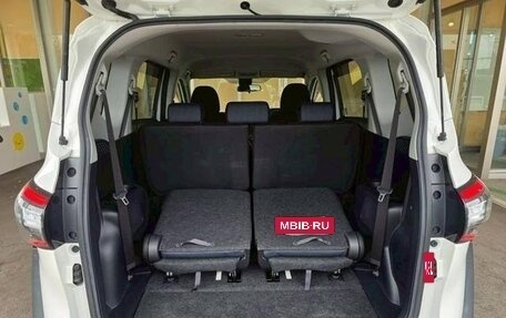 Toyota Sienta II, 2017 год, 1 083 000 рублей, 9 фотография