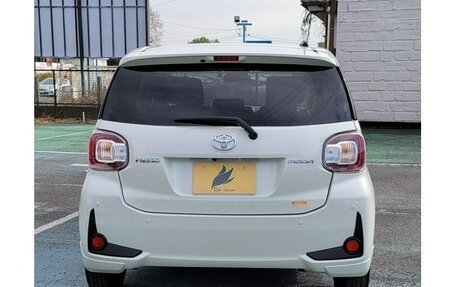 Toyota Passo III, 2022 год, 812 000 рублей, 7 фотография