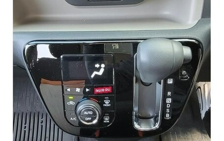 Toyota Passo III, 2022 год, 812 000 рублей, 15 фотография