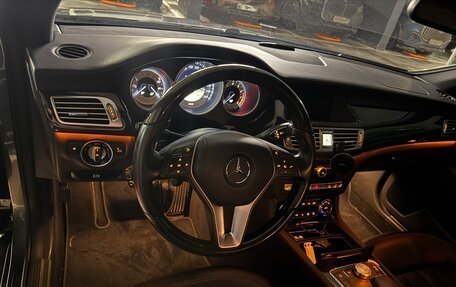 Mercedes-Benz CLS, 2012 год, 2 650 000 рублей, 10 фотография