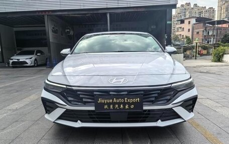 Hyundai Elantra, 2025 год, 1 600 000 рублей, 2 фотография