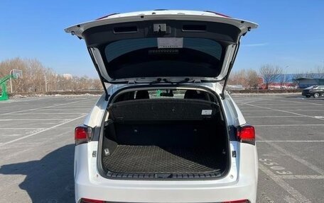Lexus NX I, 2021 год, 3 550 000 рублей, 7 фотография