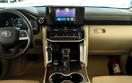 Toyota Land Cruiser, 2026 год, 13 150 000 рублей, 8 фотография