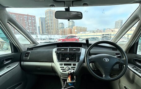 Toyota Opa I рестайлинг, 2002 год, 350 000 рублей, 12 фотография