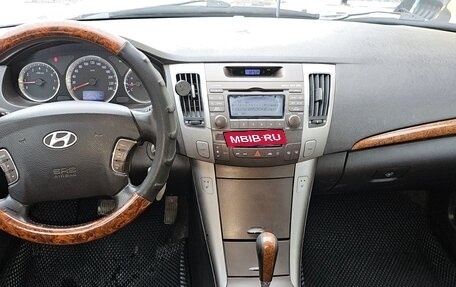 Hyundai Sonata VI, 2008 год, 750 000 рублей, 4 фотография