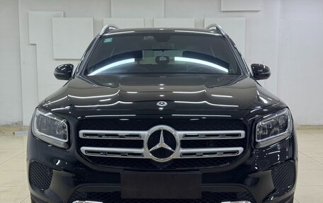 Mercedes-Benz GLB, 2023 год, 2 340 000 рублей, 2 фотография