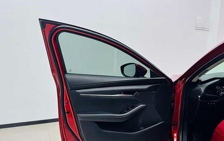 Mazda 3, 2023 год, 1 680 600 рублей, 9 фотография