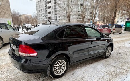 Volkswagen Polo VI (EU Market), 2010 год, 415 000 рублей, 2 фотография