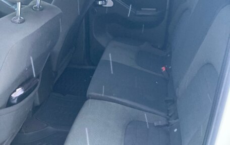 Nissan Navara (Frontier), 2013 год, 1 750 000 рублей, 16 фотография