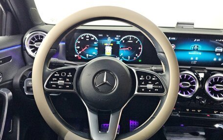 Mercedes-Benz A-Класс, 2021 год, 2 300 009 рублей, 10 фотография
