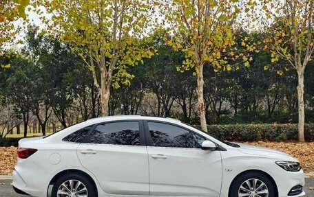 Chevrolet Monza, 2022 год, 950 003 рублей, 2 фотография