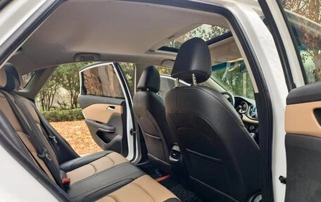 Chevrolet Monza, 2022 год, 950 003 рублей, 10 фотография