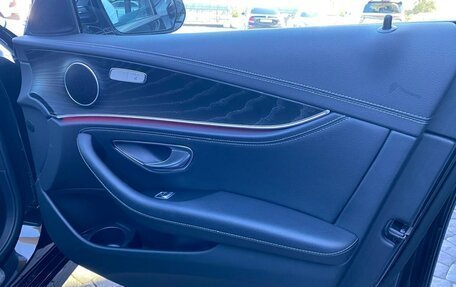 Mercedes-Benz E-Класс, 2021 год, 5 200 000 рублей, 6 фотография