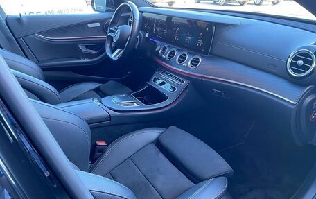 Mercedes-Benz E-Класс, 2021 год, 5 200 000 рублей, 2 фотография