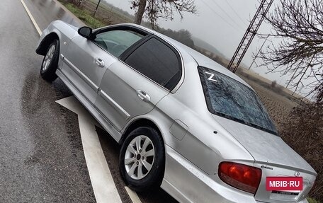 Hyundai Sonata IV рестайлинг, 2002 год, 4 фотография