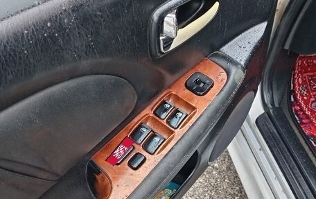 Hyundai Sonata IV рестайлинг, 2002 год, 12 фотография