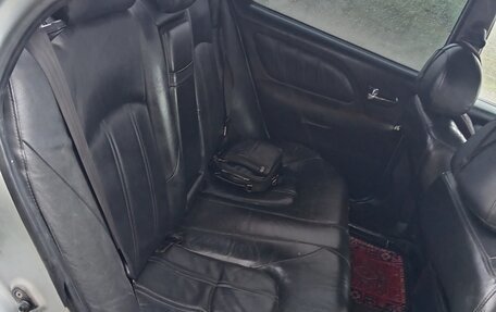 Hyundai Sonata IV рестайлинг, 2002 год, 17 фотография