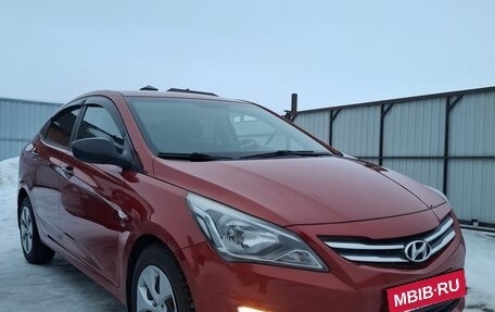 Hyundai Solaris II рестайлинг, 2015 год, 1 150 000 рублей, 1 фотография