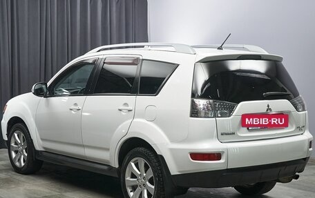 Mitsubishi Outlander III рестайлинг 3, 2010 год, 1 150 000 рублей, 6 фотография
