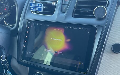 Renault Logan II, 2014 год, 600 000 рублей, 3 фотография