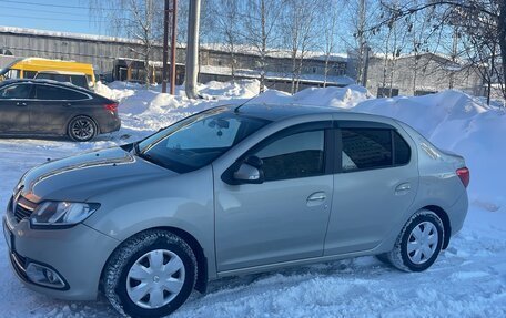 Renault Logan II, 2014 год, 600 000 рублей, 7 фотография