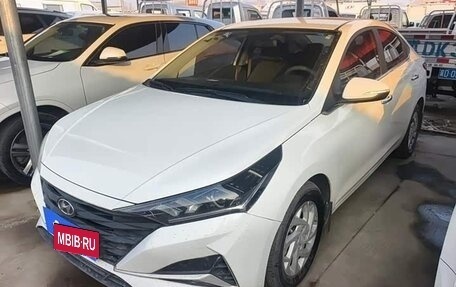 Hyundai Solaris II рестайлинг, 2021 год, 839 000 рублей, 2 фотография