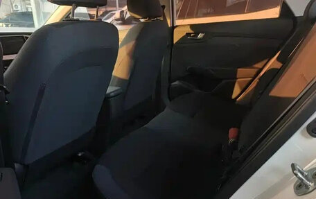 Hyundai Solaris II рестайлинг, 2021 год, 839 000 рублей, 12 фотография