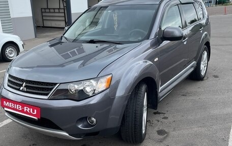 Mitsubishi Outlander III рестайлинг 3, 2008 год, 1 000 000 рублей, 12 фотография